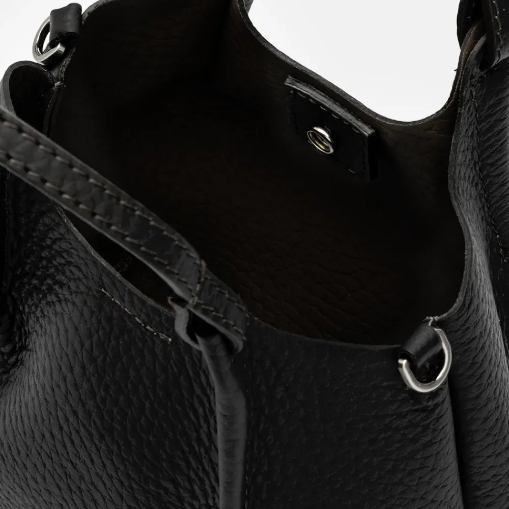 Black Leather Dua Large Tote Bag>Caroline Gardner Online
