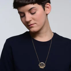 Golden Shell 24k Gold Gilded Necklace><noscript><img width=