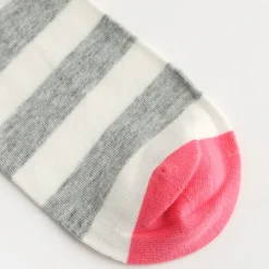 Grey Stripes Socks><noscript><img width=
