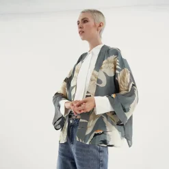 Slate Grey Stork Short Kimono>Caroline Gardner Flash Sale